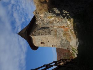 Solymoskői vár főtorony 2